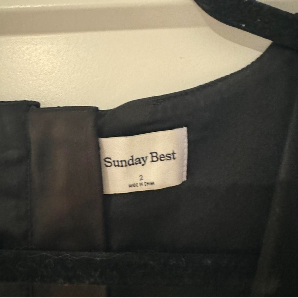 Sunday Best Satin Dress black - size 2 - Picture 3 of 4